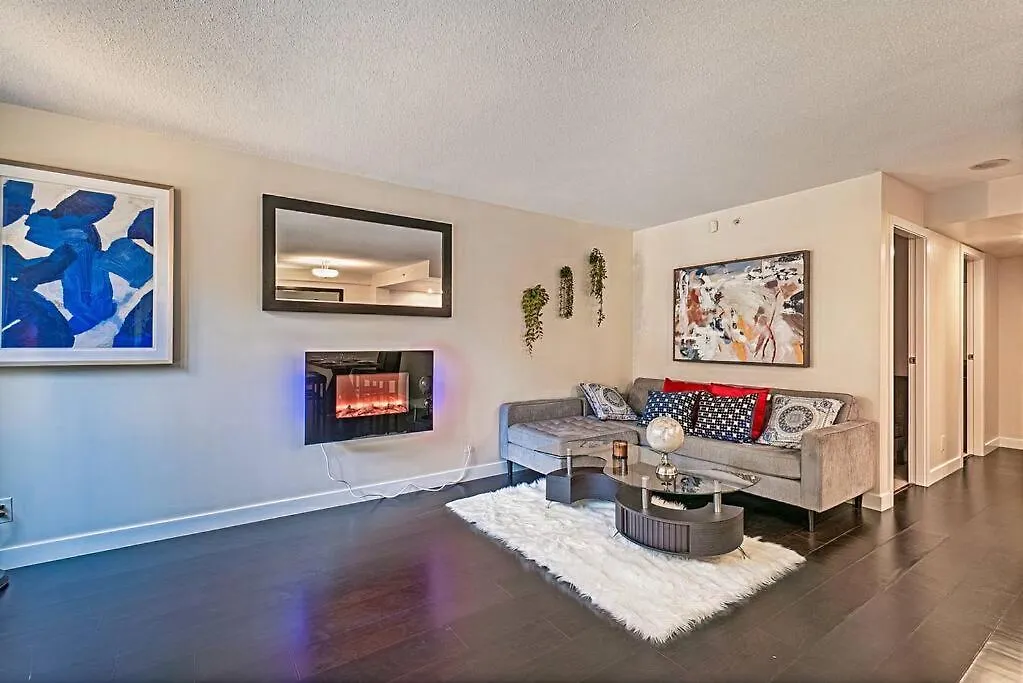 Luxury 2 Bedroom Duplex Yaletown Wfireplace & Den-1
