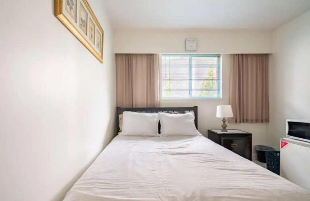 Vancouver City Homestay-1
