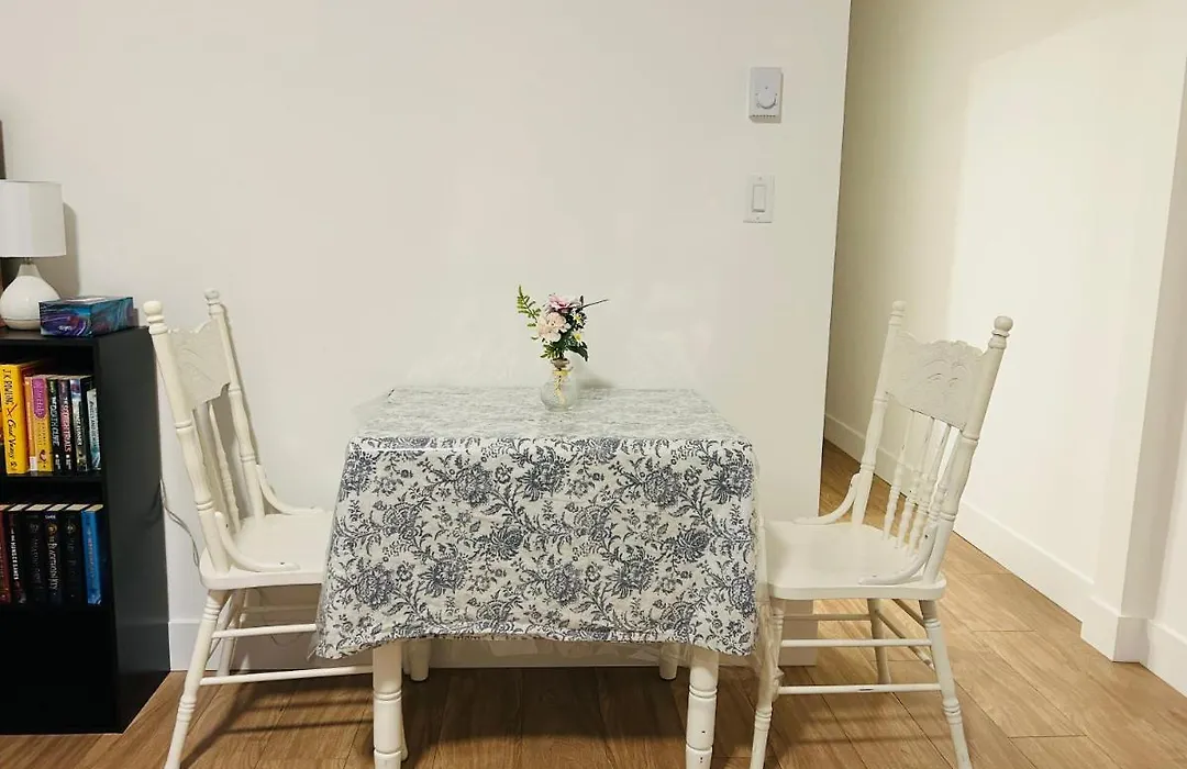 Victoria Private Studio Suite-1