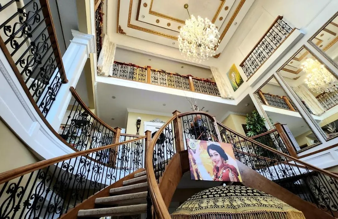 Empress Palace Hotel-1