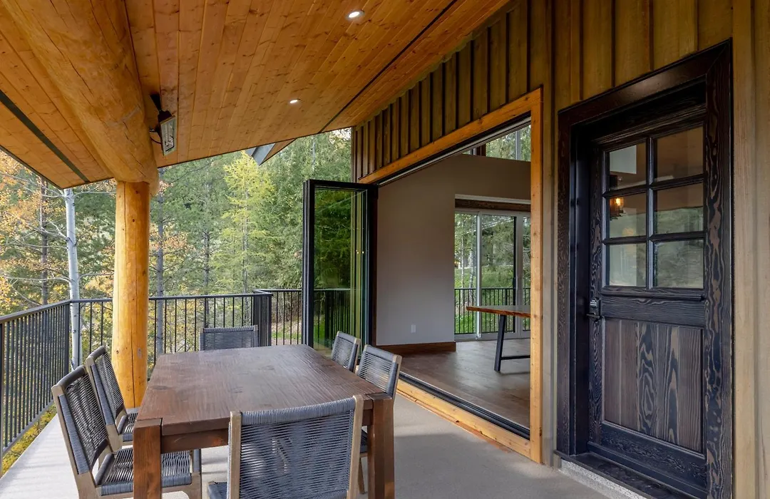 Snow Creek Cabins By Fernie Lodging Co-1