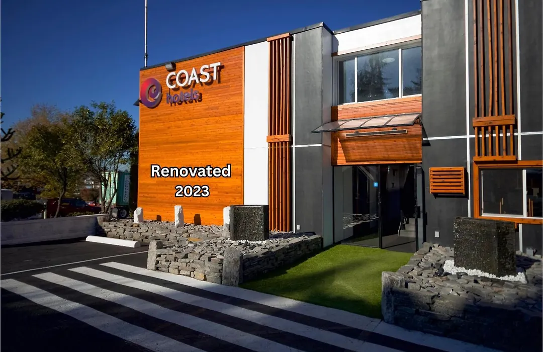 Coast Metro Vancouver Hotel-1