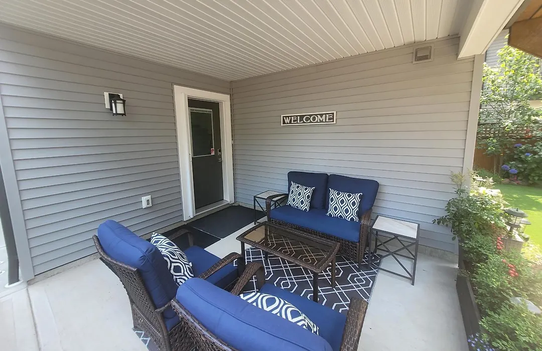 A Cozy Family Get Away Suite In South Nanaimo-1