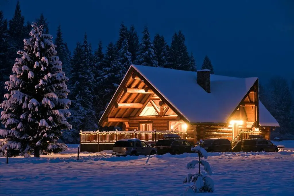 Revelstoke House Luxury Log House At Base Of Resort-1