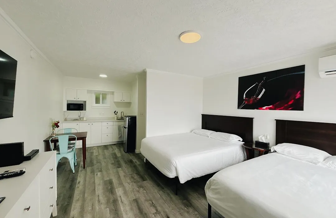 Westview Centre Motel Ltd-1