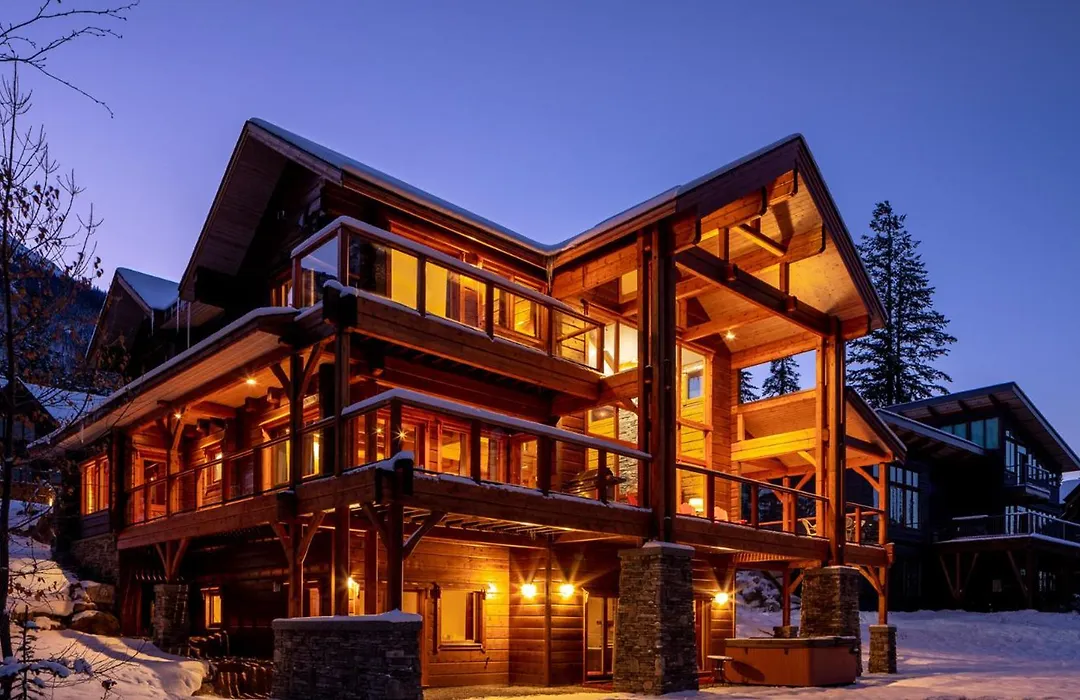 Lush Mountain Accommodations-1