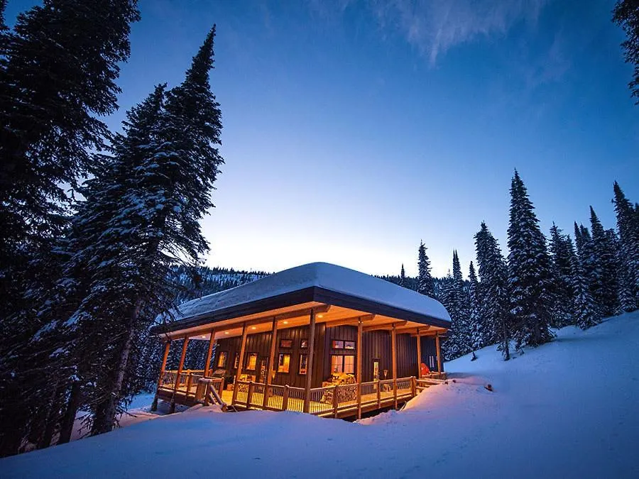 Constella Queen Cabin-1