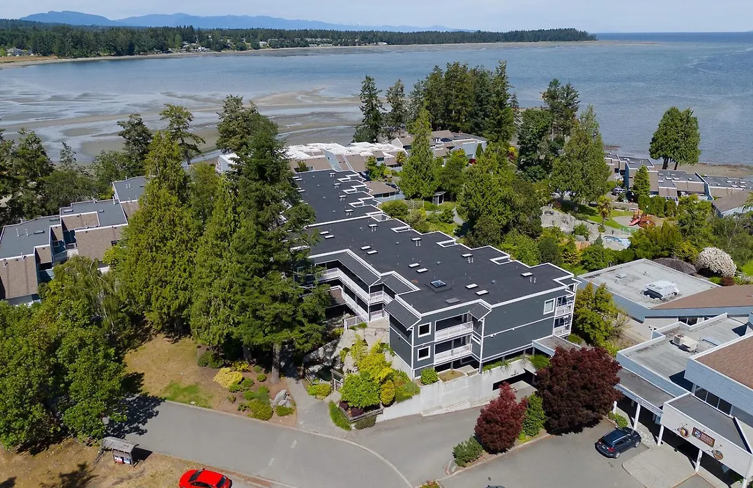 Pacific Shores Resort & Spa-1