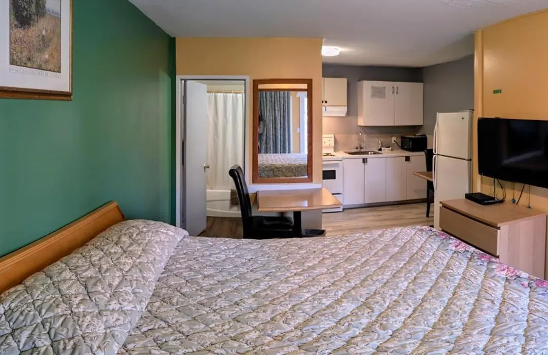 Gold Pan Motel-1