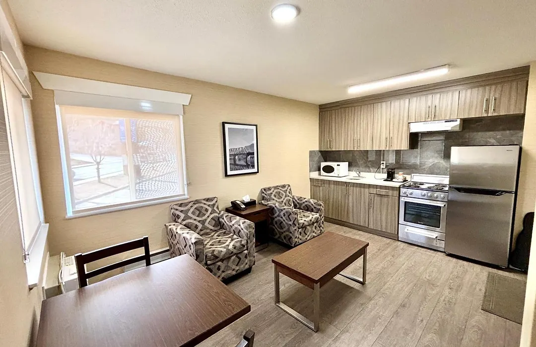 Rodeway Inn & Suites-1