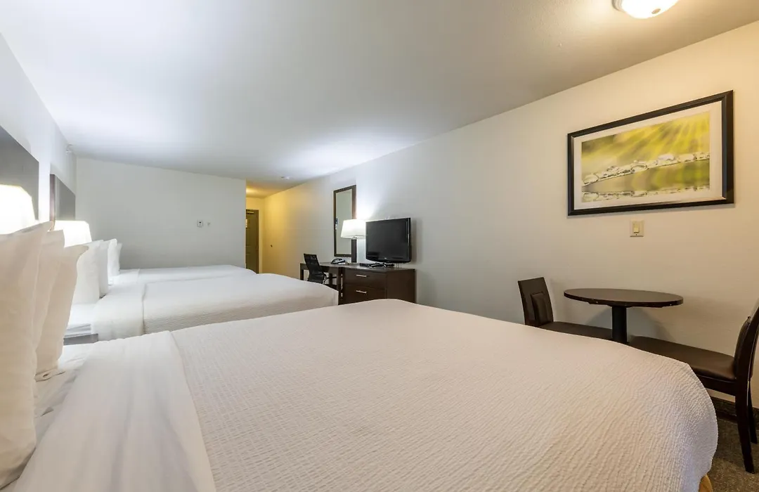 Ramada Golden-1