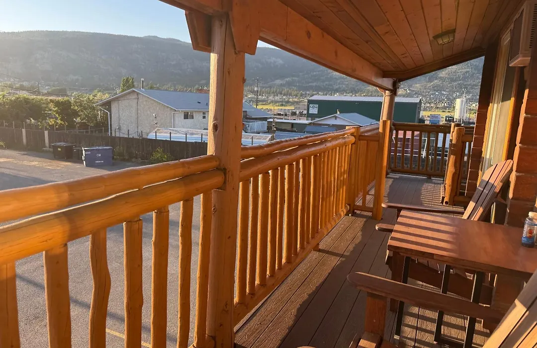 Merritt Lodge-1