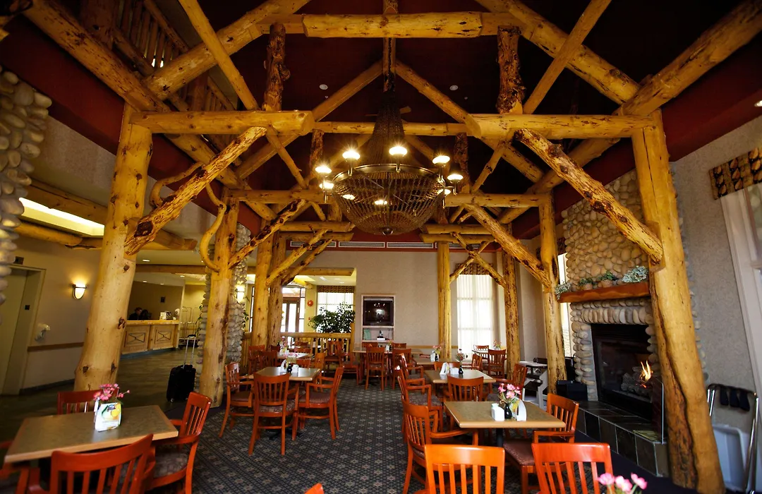 Trickle Creek Lodge-1