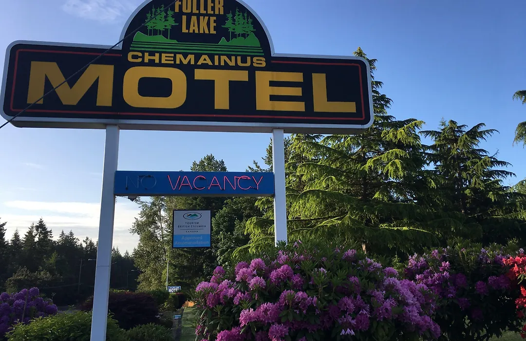 Fuller Lake Chemainus Motel-1