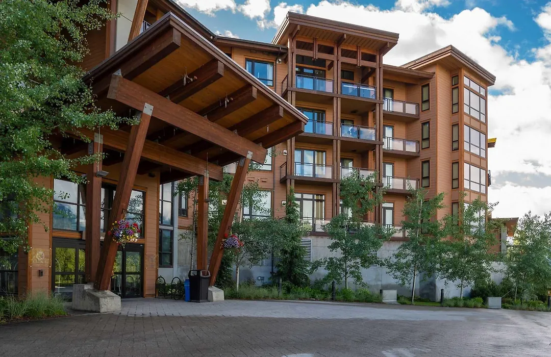 Sutton Place Hotel Revelstoke Mountain Resort-1