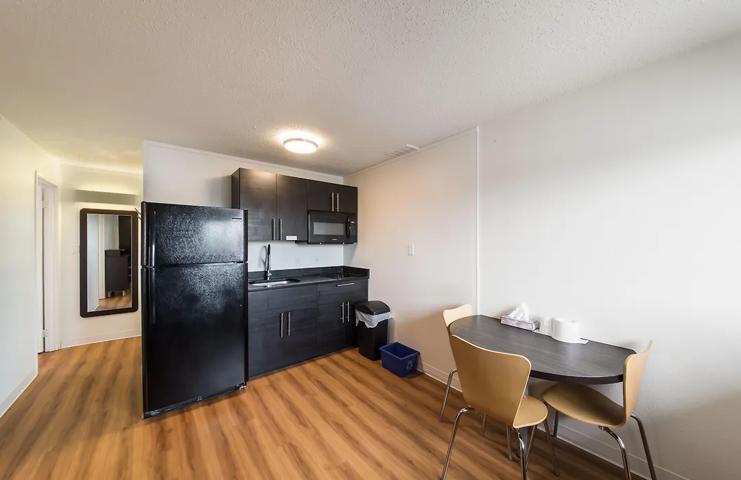Motel 6 Cranbrook-1