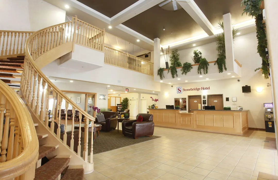 Stonebridge Hotel Dawson Creek-1