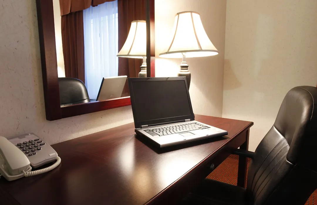 Pomeroy Hotel Fort St. John-1