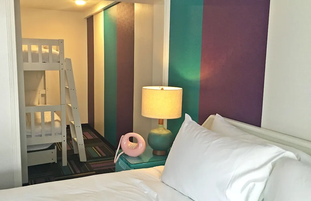 Hotel Zed Kelowna-1