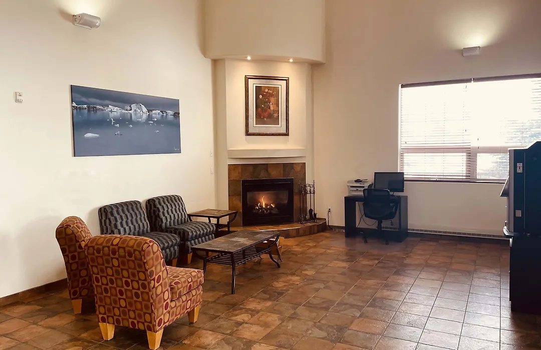 Aurora Park Inn & Suites-1