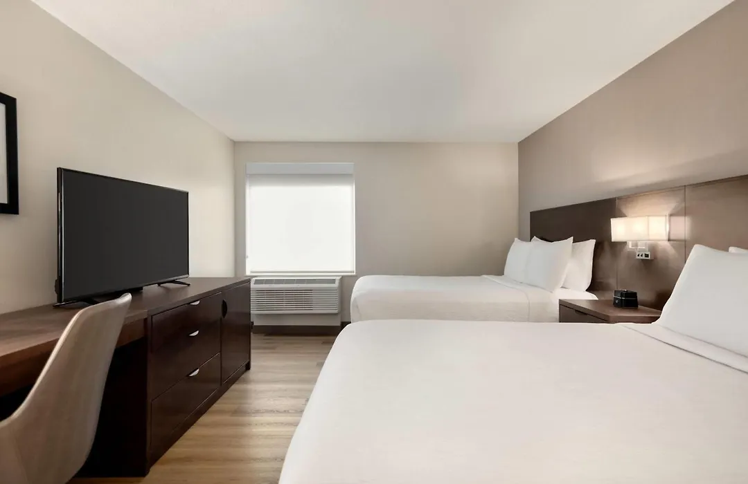La Quinta Inn By Wyndham Vancouver Airport-1