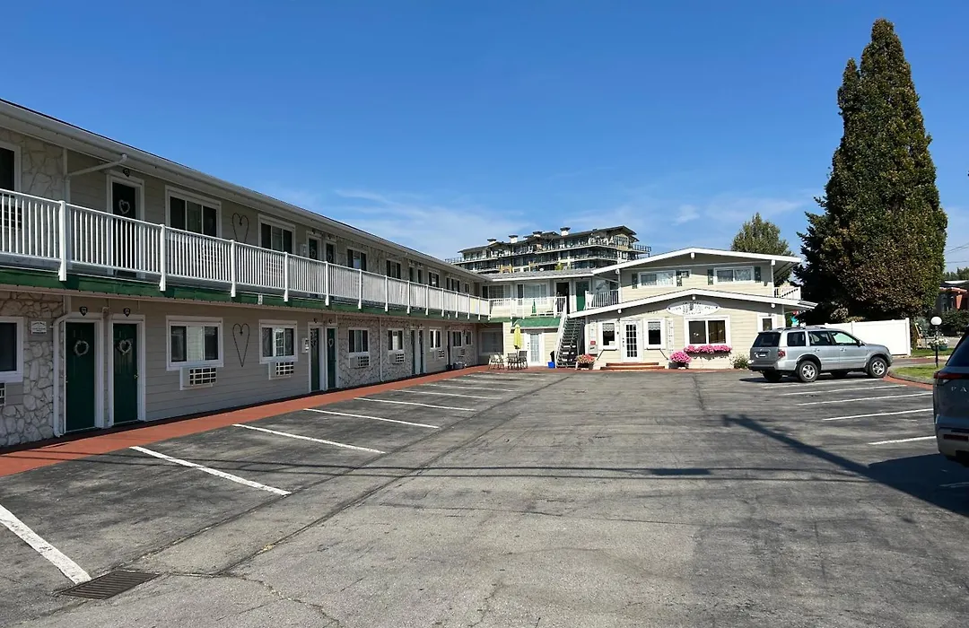 Empire Motel-1