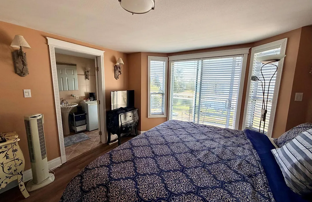 Ocean Breeze Executive Bed And Breakfast-1