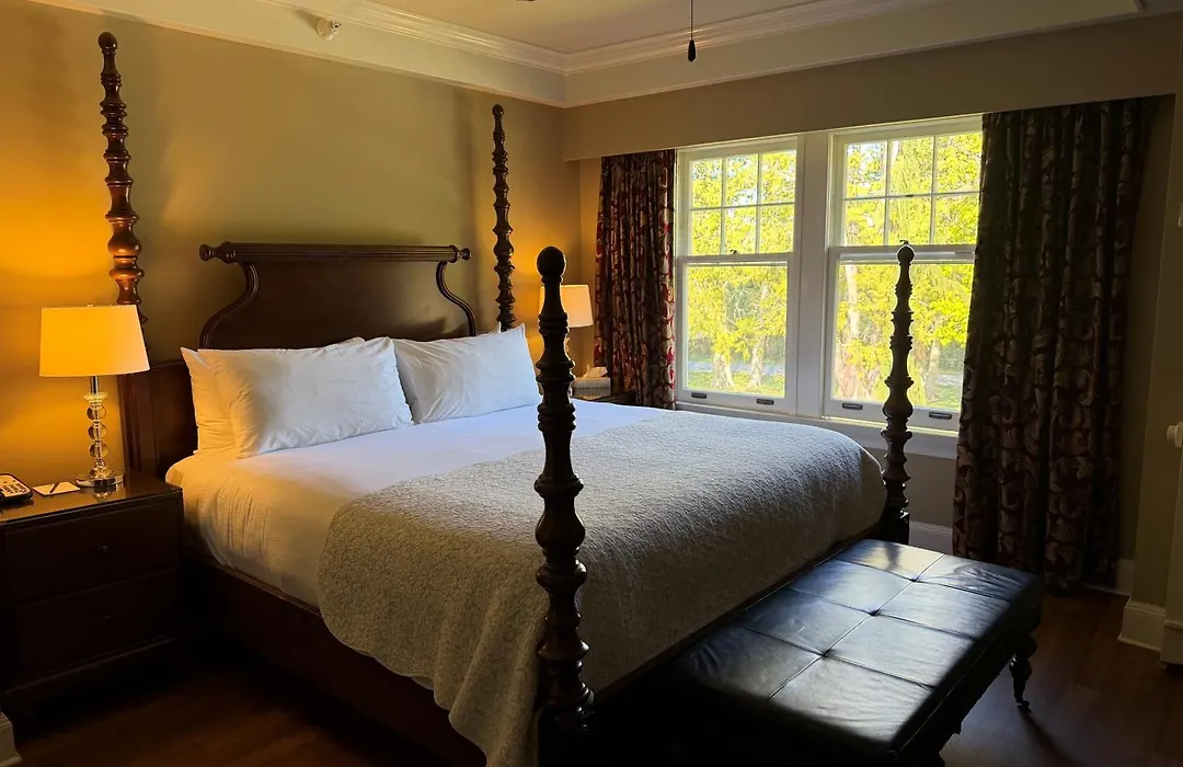 Crown Mansion Boutique Hotel & Villas-1