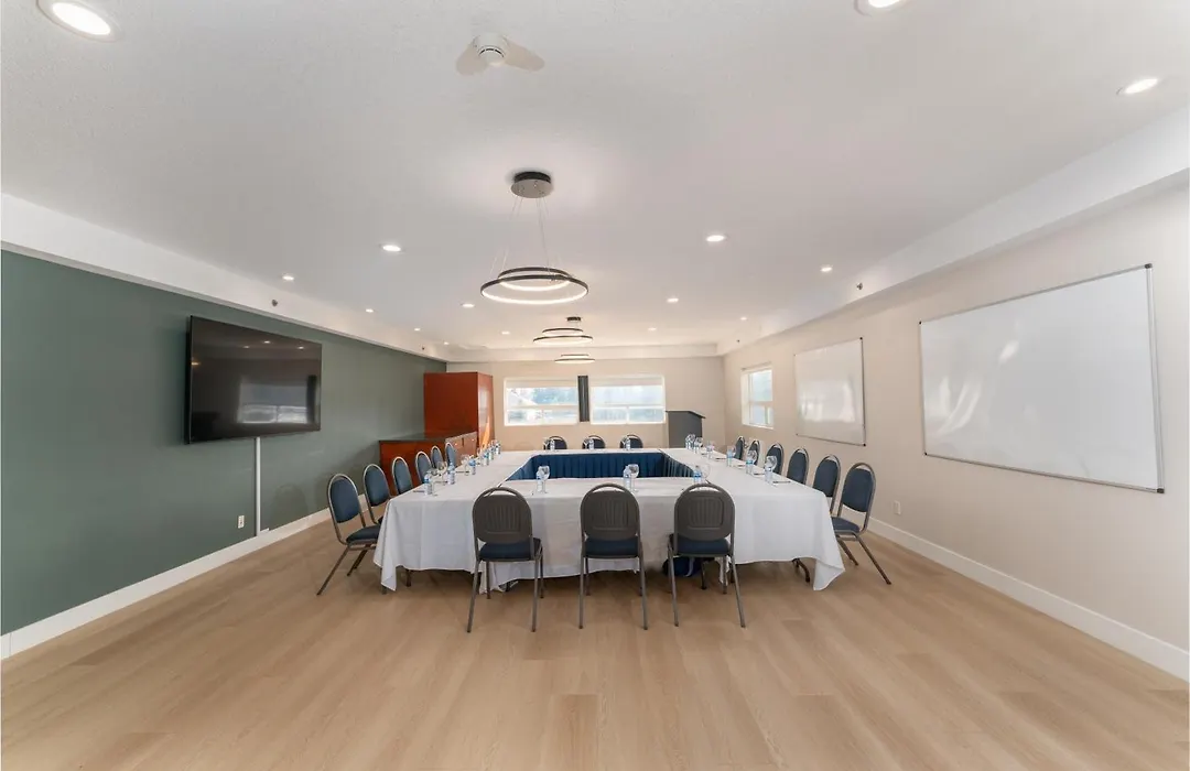 Prestige Prince George Lodge-1
