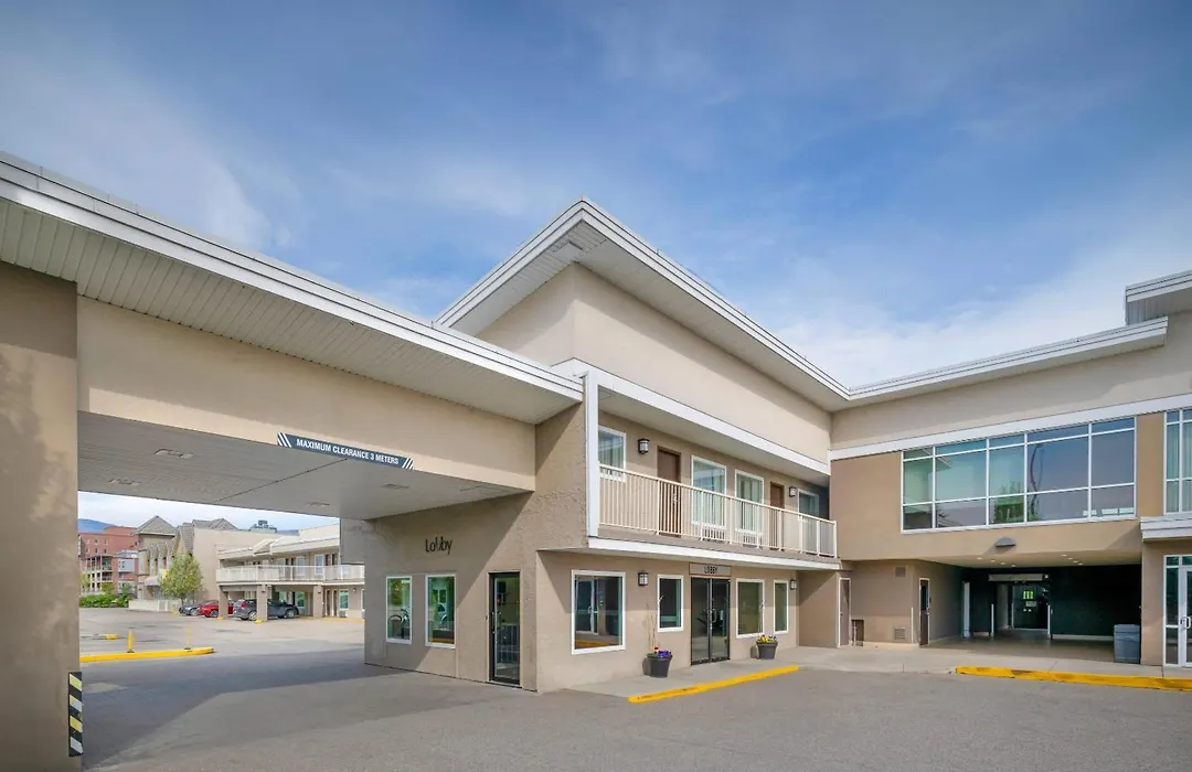 Econo Lodge Inn & Suites Kelowna-1