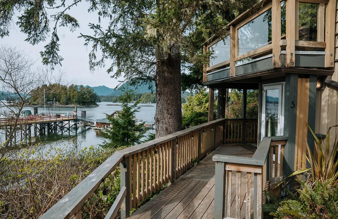 The Shoreline Tofino-1