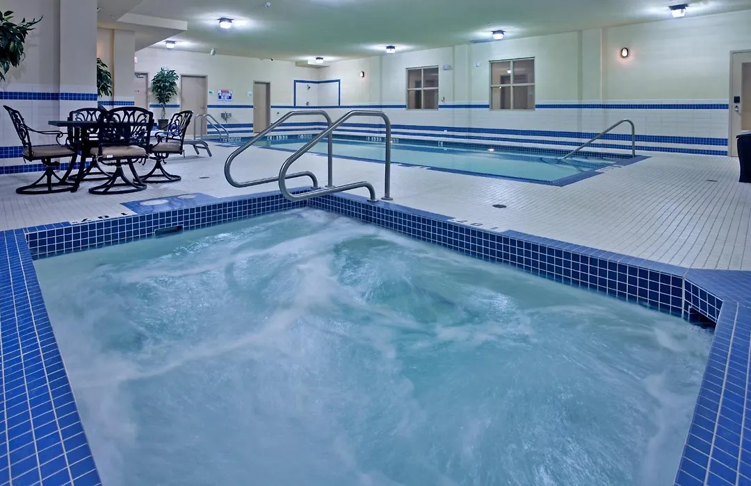 Holiday Inn Hotel And Suites-Kamloops By Ihg-1