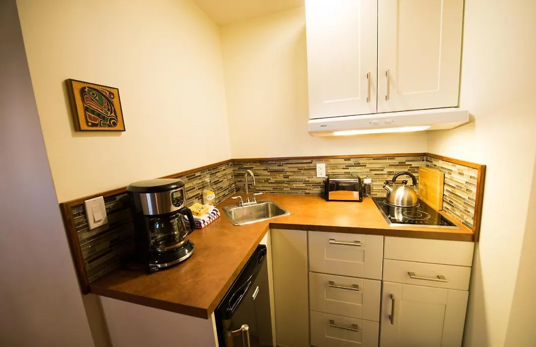 Skeena River House Bed & Breakfast-1
