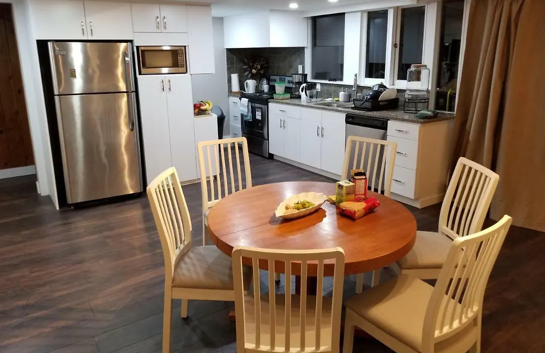 City Gardens Suites B&B-1