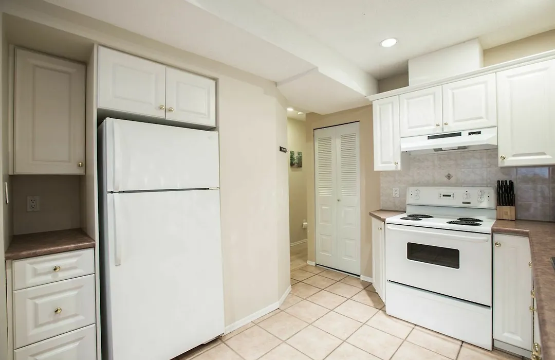 Bayside 3Br In Kitsilano By Sonder-1
