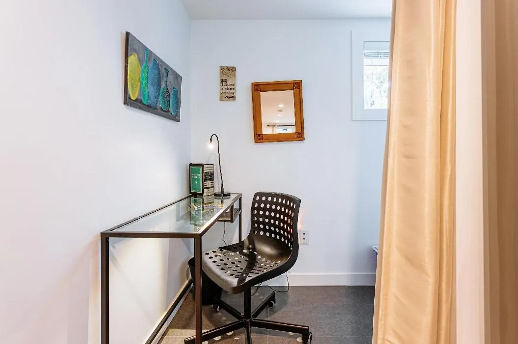 West Side 1Br Dunbar Garden Suite-1