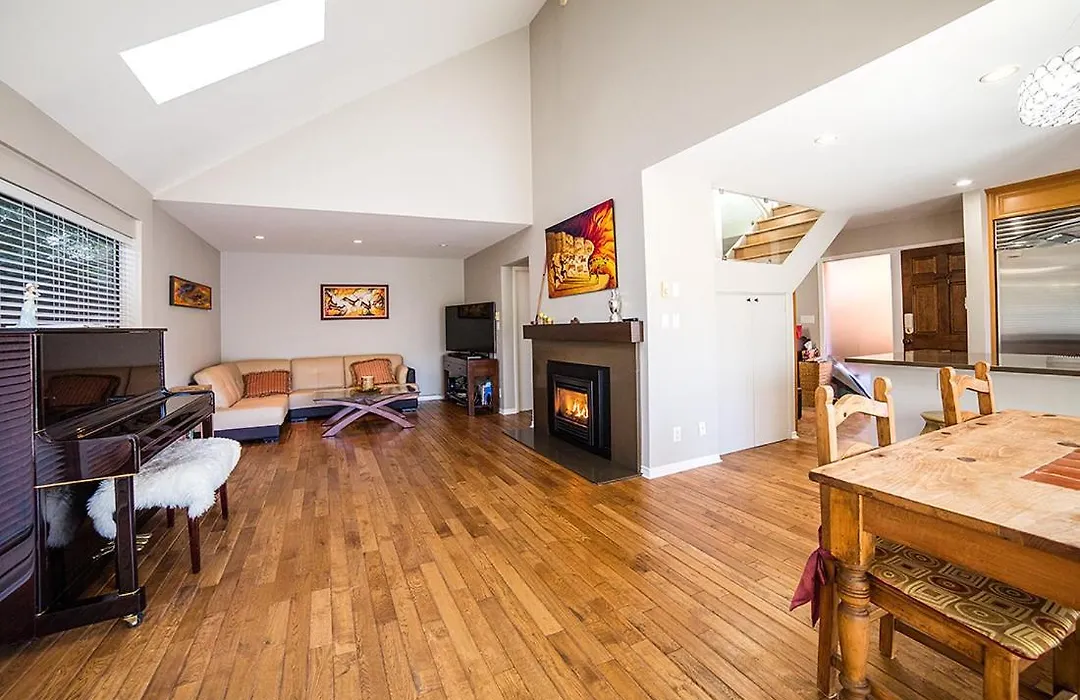 Mid Century Getaway Home - Kitsilano - Vancouver-1