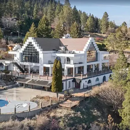 Lake Okanagan Resort-2