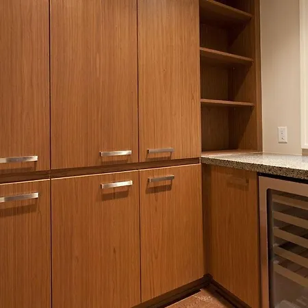West Coast Alpine Contemporary 4 Bedroom Townhome With Private Hot Tub 35-2
