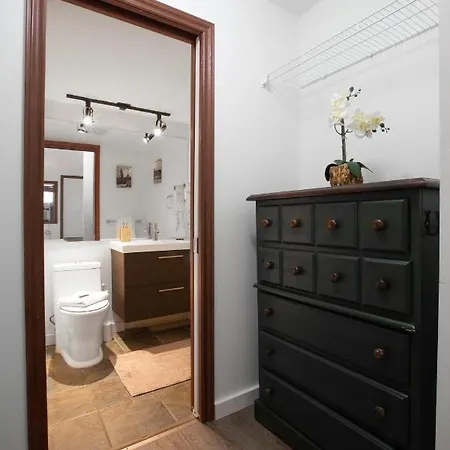 Attractive Townhouse In Whistler Village With Hot Tub-2