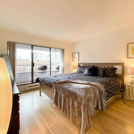 Perfect Upscale Location, Cozy 1 Bdrm Unit-2