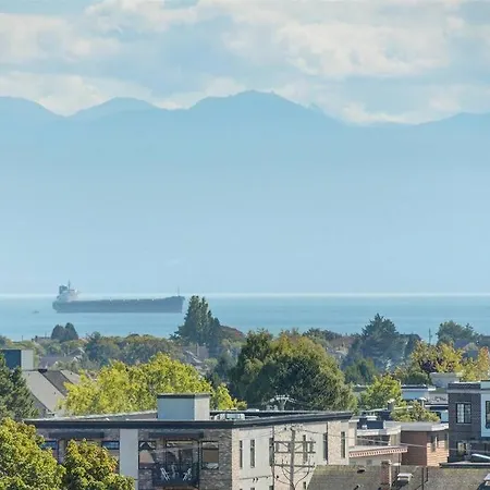 Luxious Downtown Victoria Condo In The Legato-3