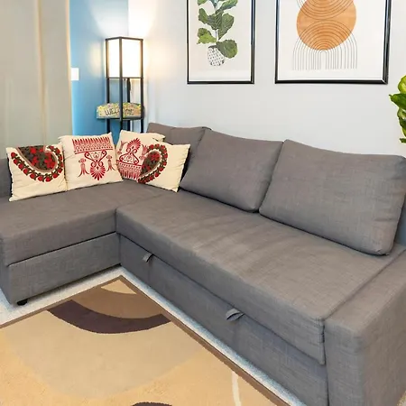 Newly Furnished 2 Bd-1 Wc Centrally Located In Langford Victoria Sleeps 6-2