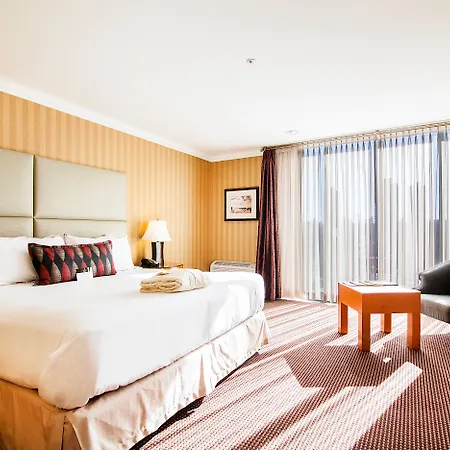 Executive Suites Hotel & Conference Center, Metro Vancouver-3