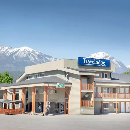 Travelodge By Wyndham Golden Sportsman Lodge-2