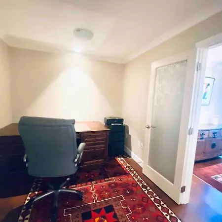 Amazing Location 2 Bedroom Minutes From Downtown-3