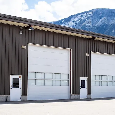 The Whiskey Jack Suite By Revelstoke Vacations-2
