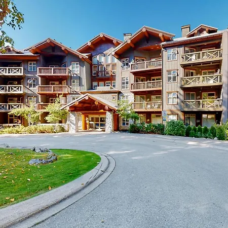 Lost Lake Lodge III-3
