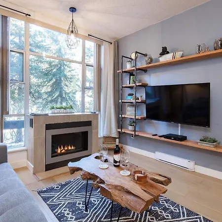 Bright Suite At Ski In/Out Glacier Lodge!-2