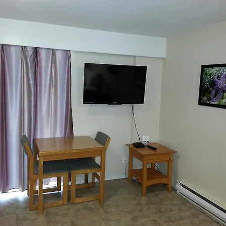 Edgewater Motel-2